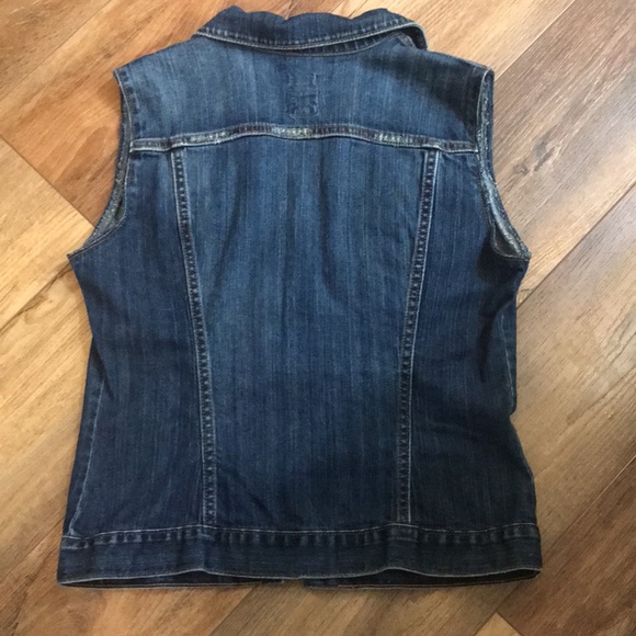 GAP denim vest - Picture 3 of 3